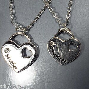 George Essentials 16" Silver Tone Mother & Daughter Heart Pendant Necklace set